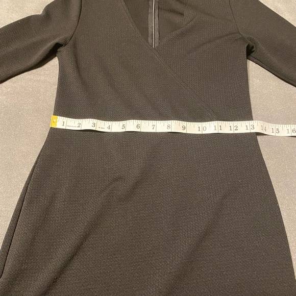 🛒Markdown🛒  Medium Jasmine Long Sleeve Choker V Neck Spandex Black Dress. - Picture 4 of 10